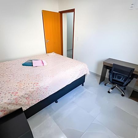 103 - Apartamento Completo Para Ate 5 Hospedes Patos de Minas Buitenkant foto